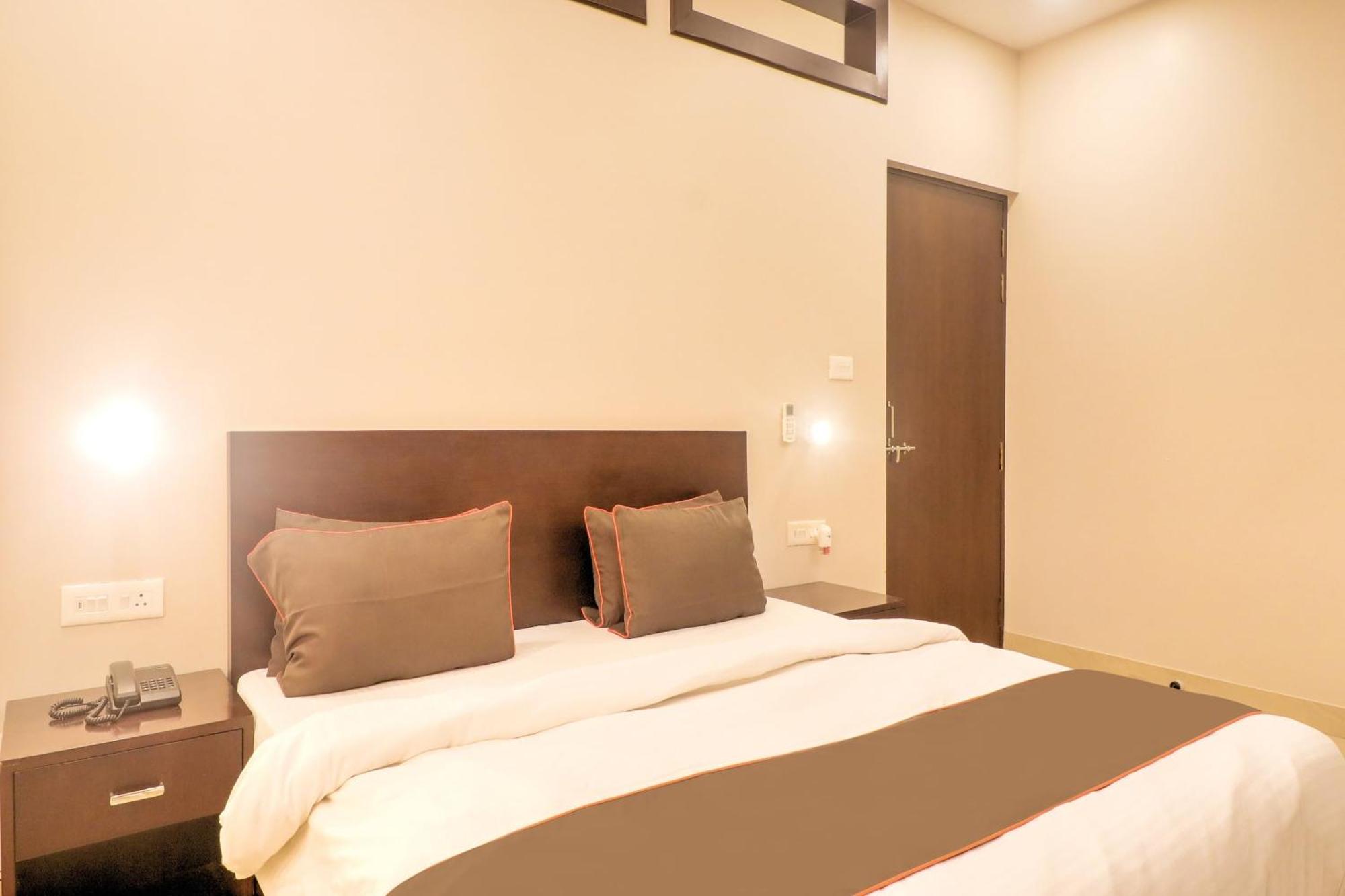 Townhouse Amaraa Farms Near Lulu Hypermarket Лакнау Екстериор снимка