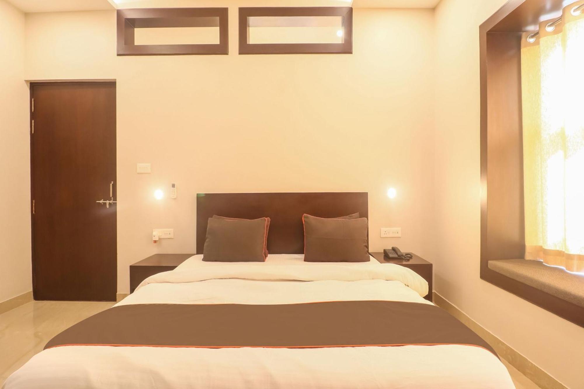 Townhouse Amaraa Farms Near Lulu Hypermarket Лакнау Екстериор снимка