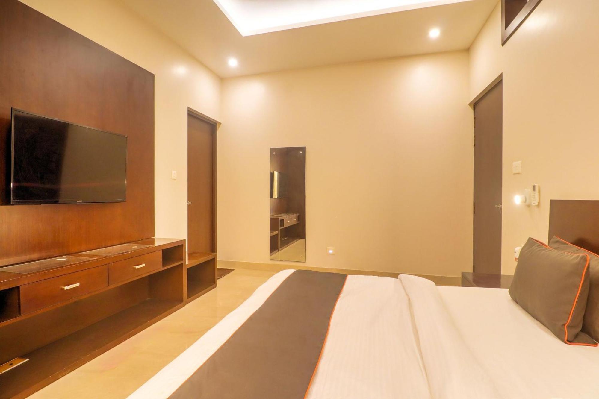 Townhouse Amaraa Farms Near Lulu Hypermarket Лакнау Екстериор снимка