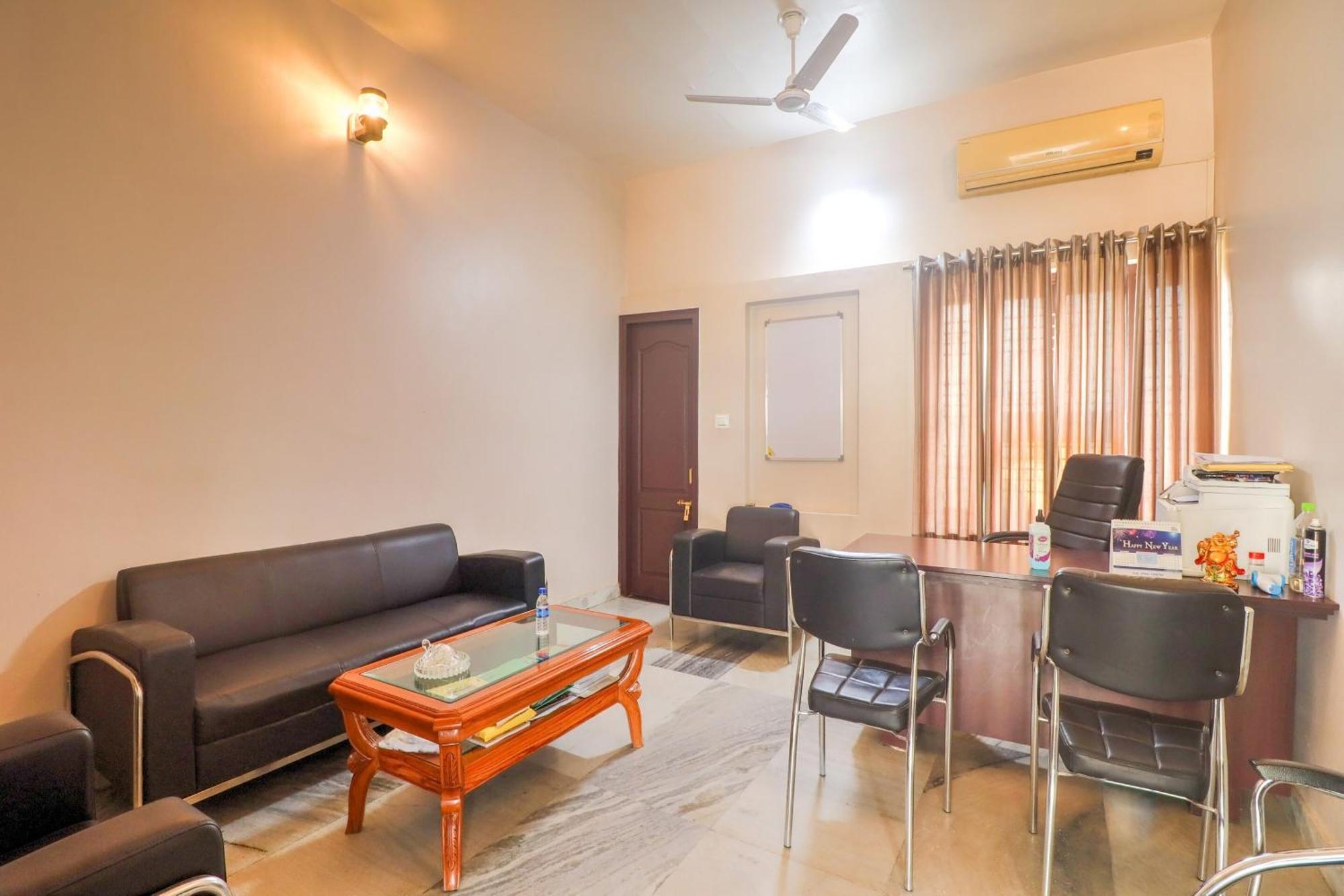 Townhouse Amaraa Farms Near Lulu Hypermarket Лакнау Екстериор снимка